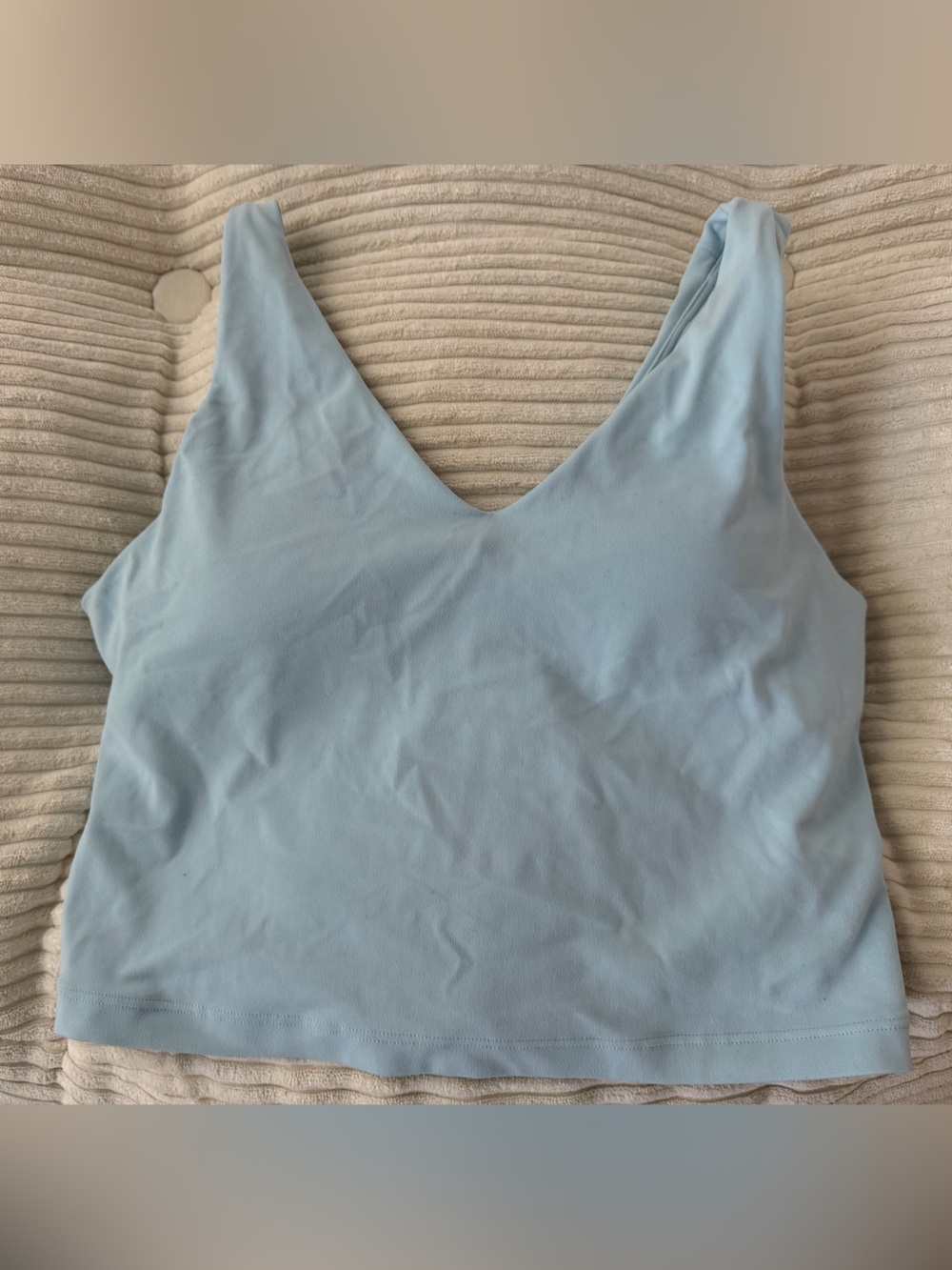 Athleta Transcend V- Neck Crop Sports Bra A-C. Size M Mist Blue